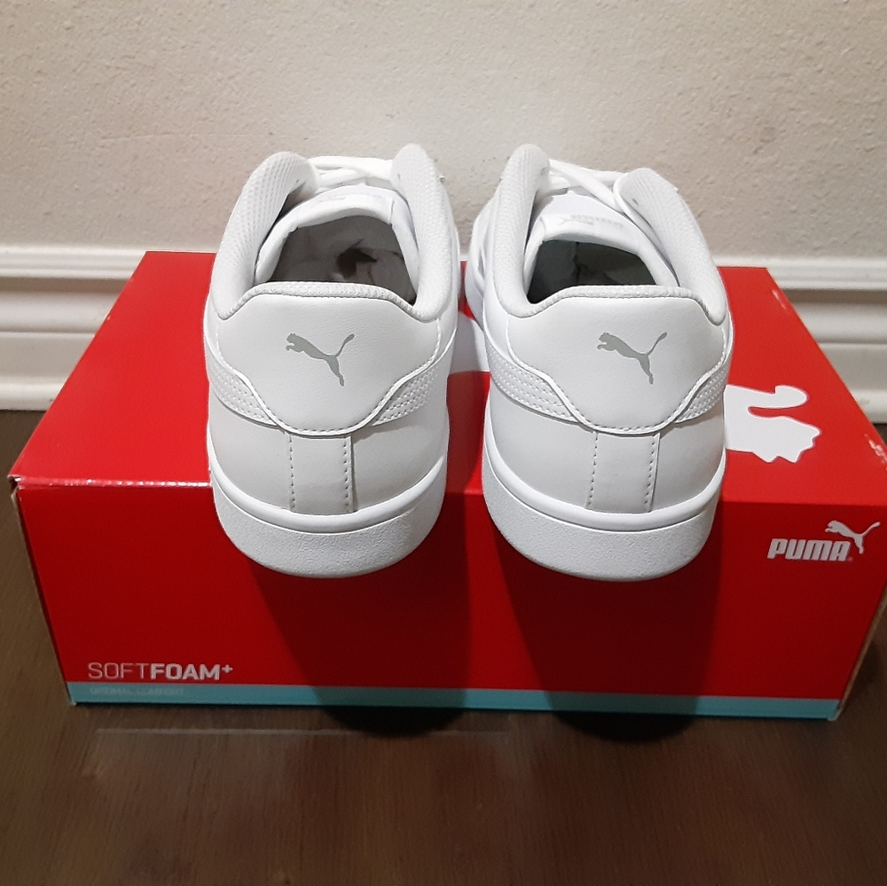 Puma - Picture 3 of 4